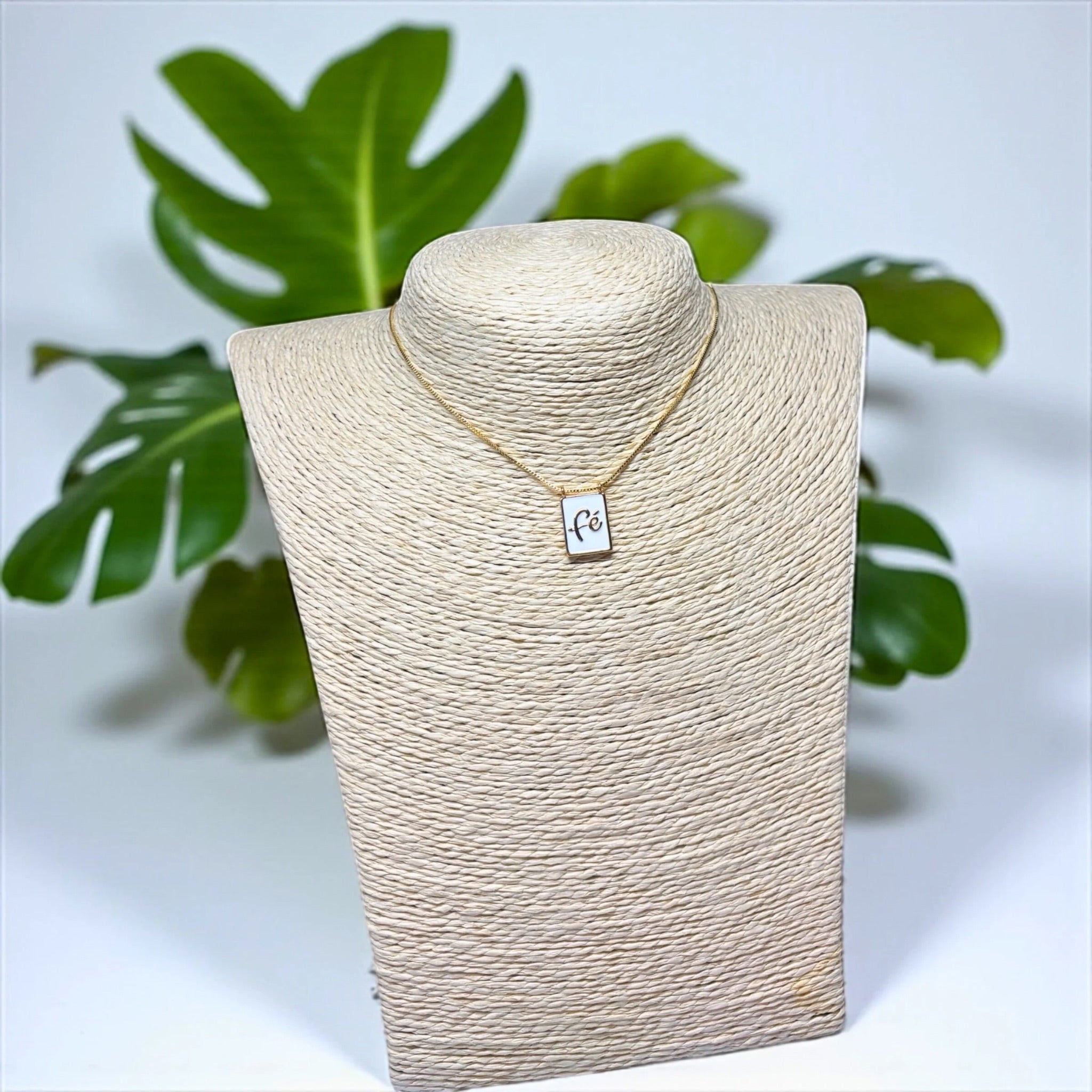 Fe Necklace